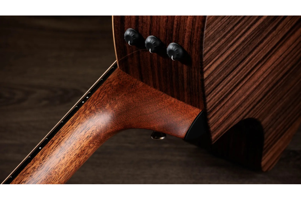 Гитара электроакустическая TAYLOR GUITARS 414ce Studio Shaded Edgeburst