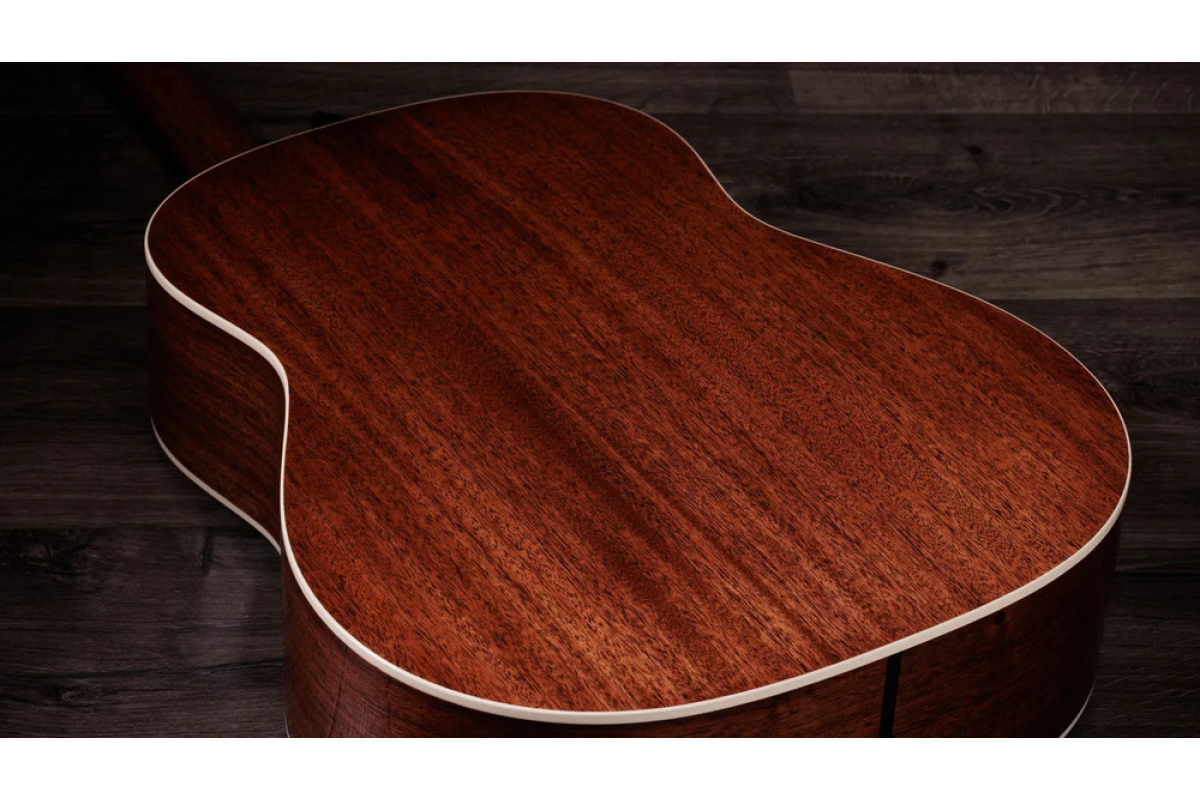 Гитара электроакустическая TAYLOR GUITARS Gold Label 517e Blacktop