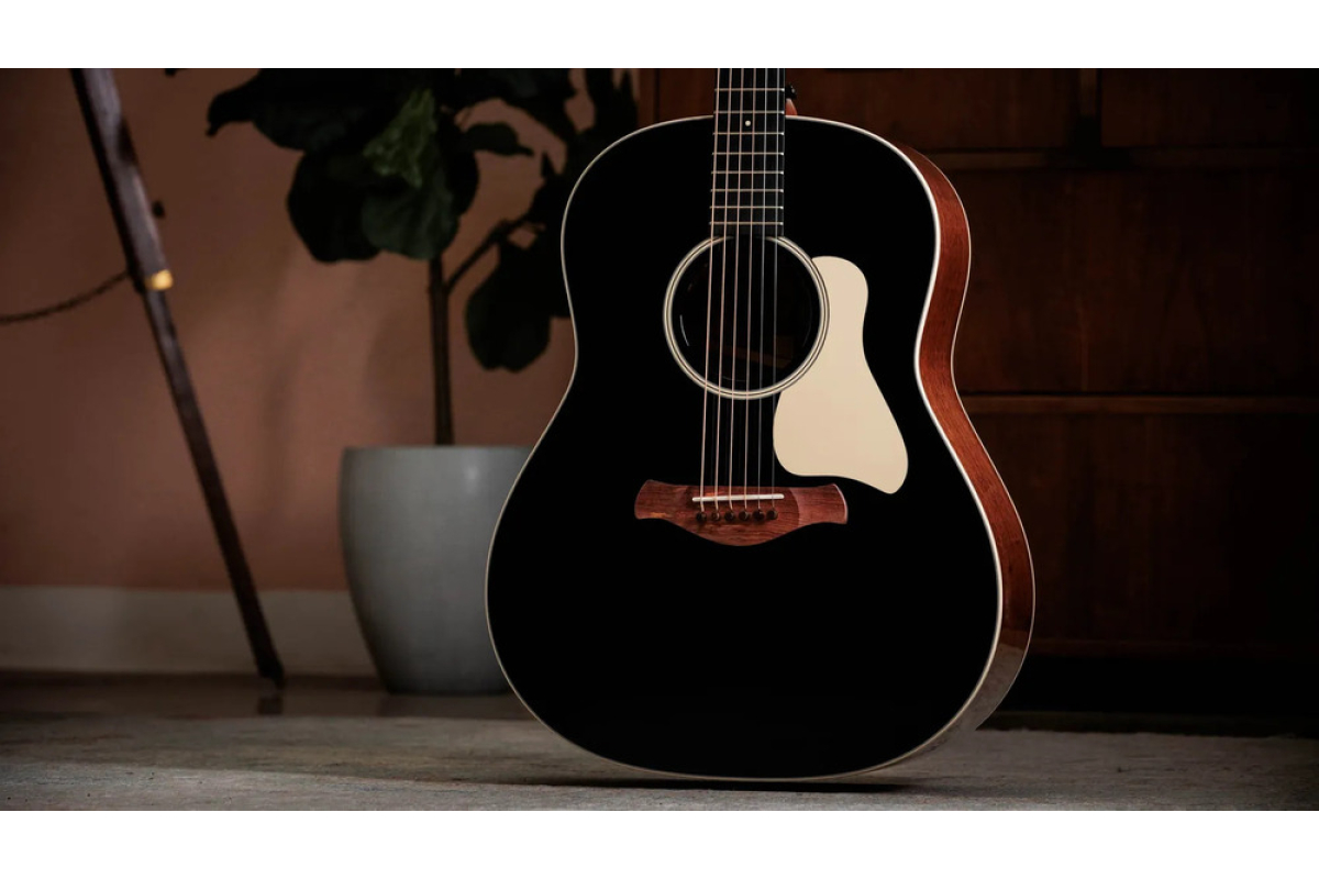 Гитара электроакустическая TAYLOR GUITARS Gold Label 517e Blacktop