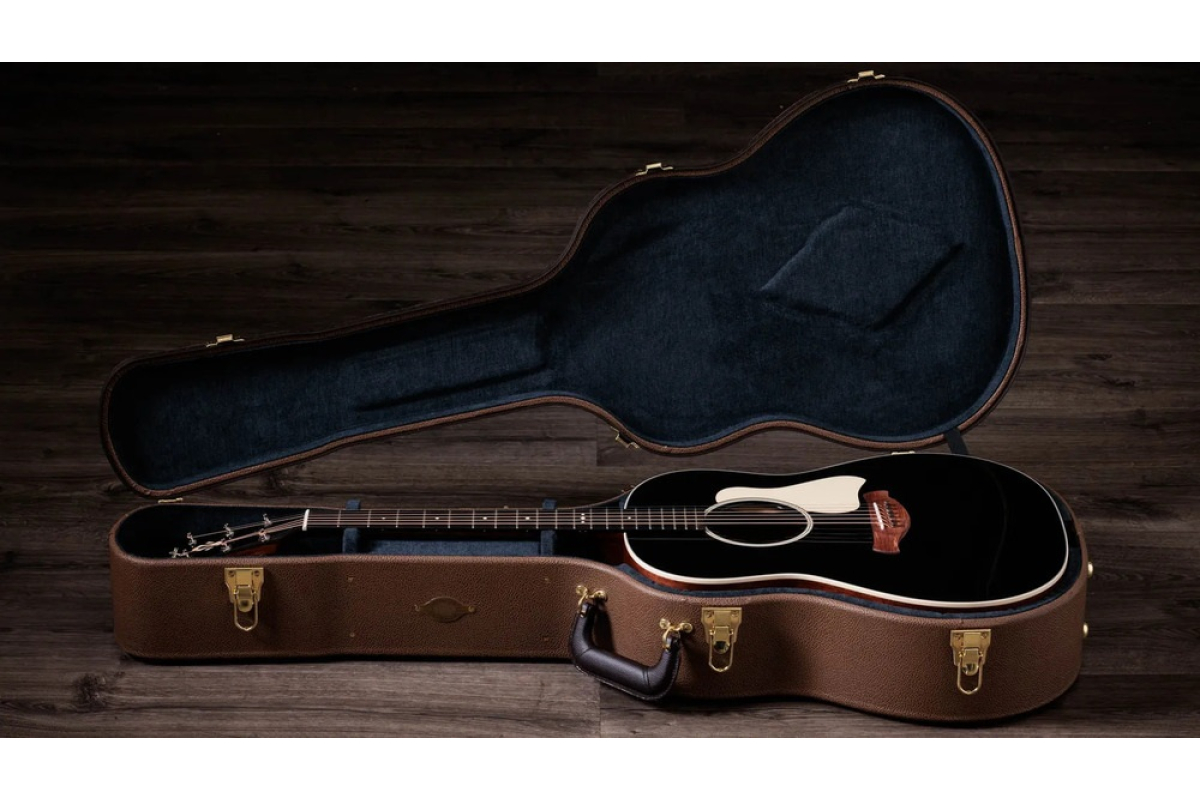 Гитара электроакустическая TAYLOR GUITARS Gold Label 517e Blacktop