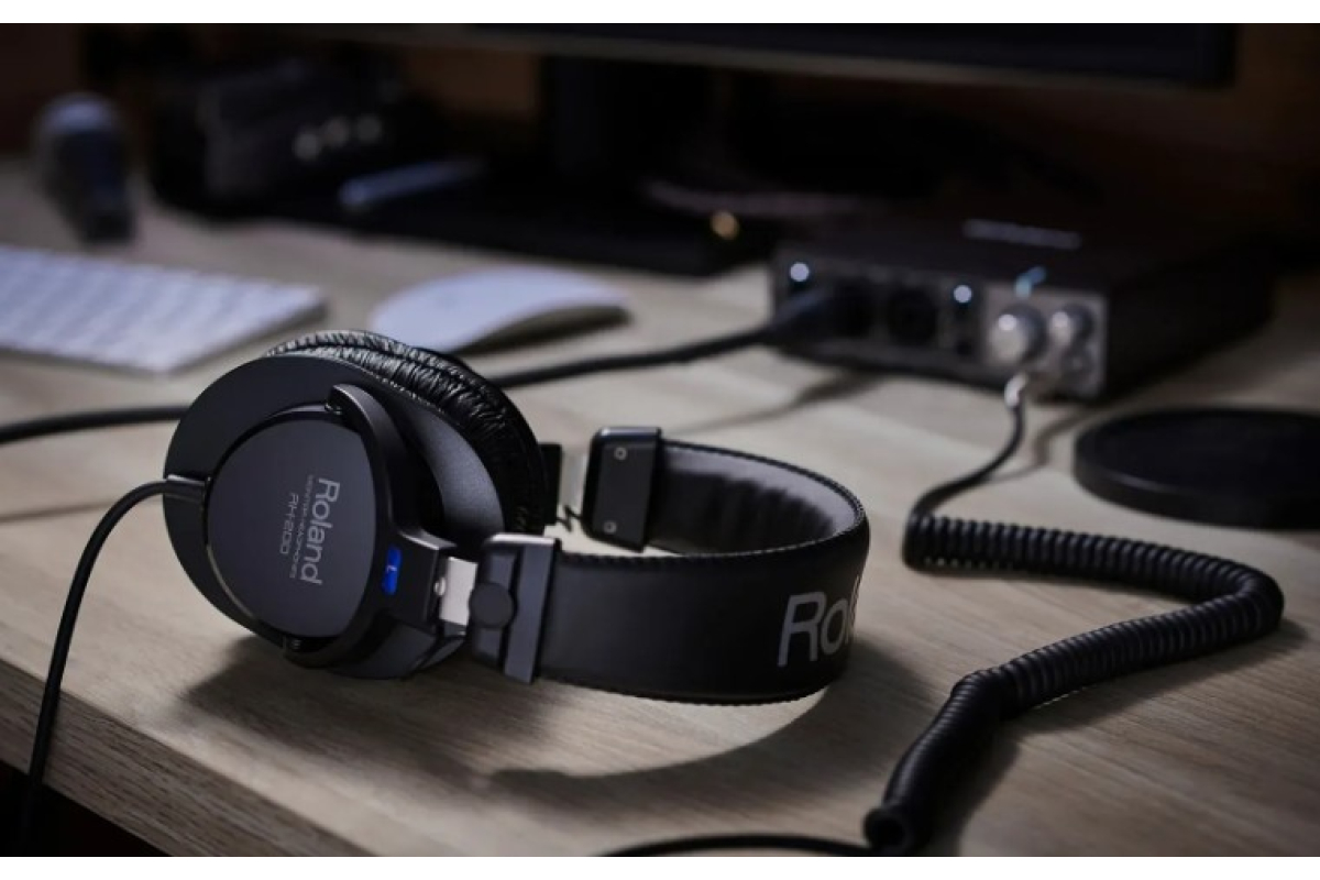 Навушники ROLAND RH 200