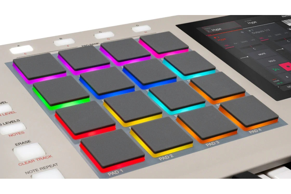 MIDI клавиатура AKAI MPC Key 37 G2