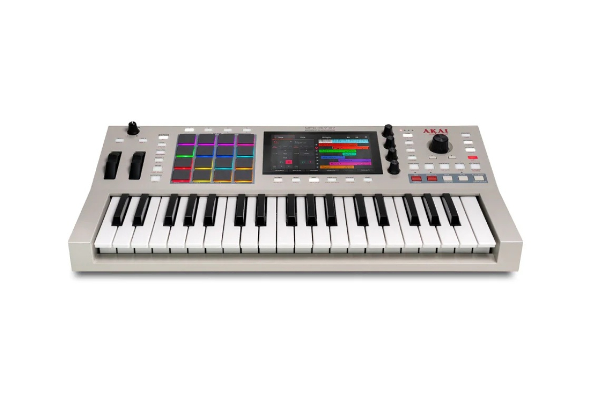 MIDI клавиатура AKAI MPC Key 37 G2