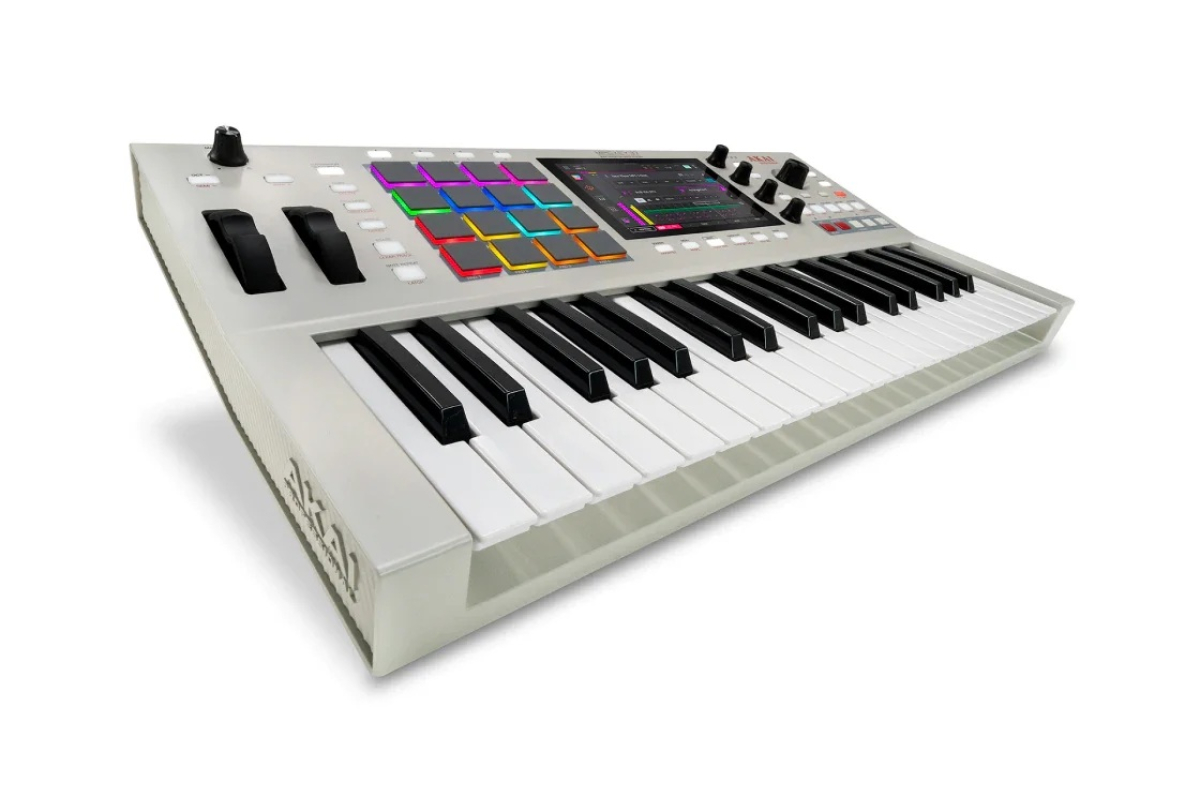 MIDI клавиатура AKAI MPC Key 37 G2