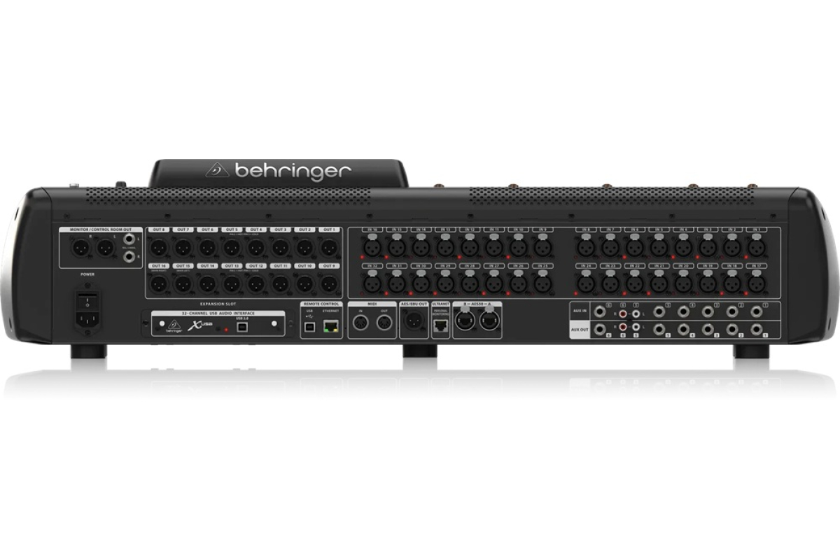 Мікшерний пульт BEHRINGER X32