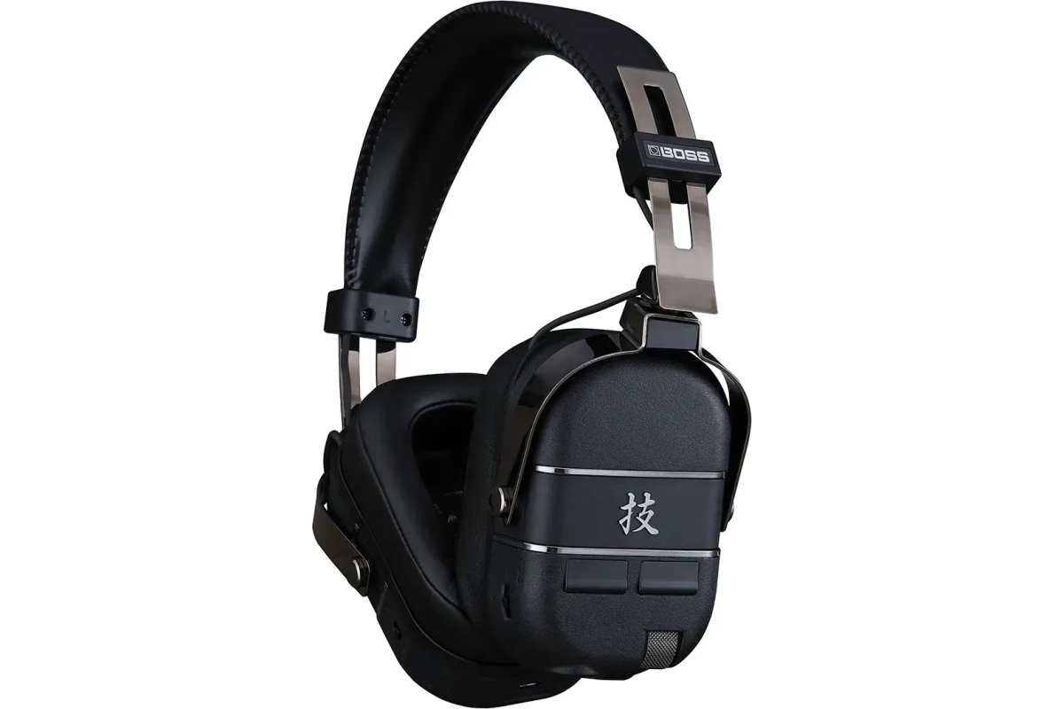 Усилитель для наушников BOSS WAZAAIRBASS