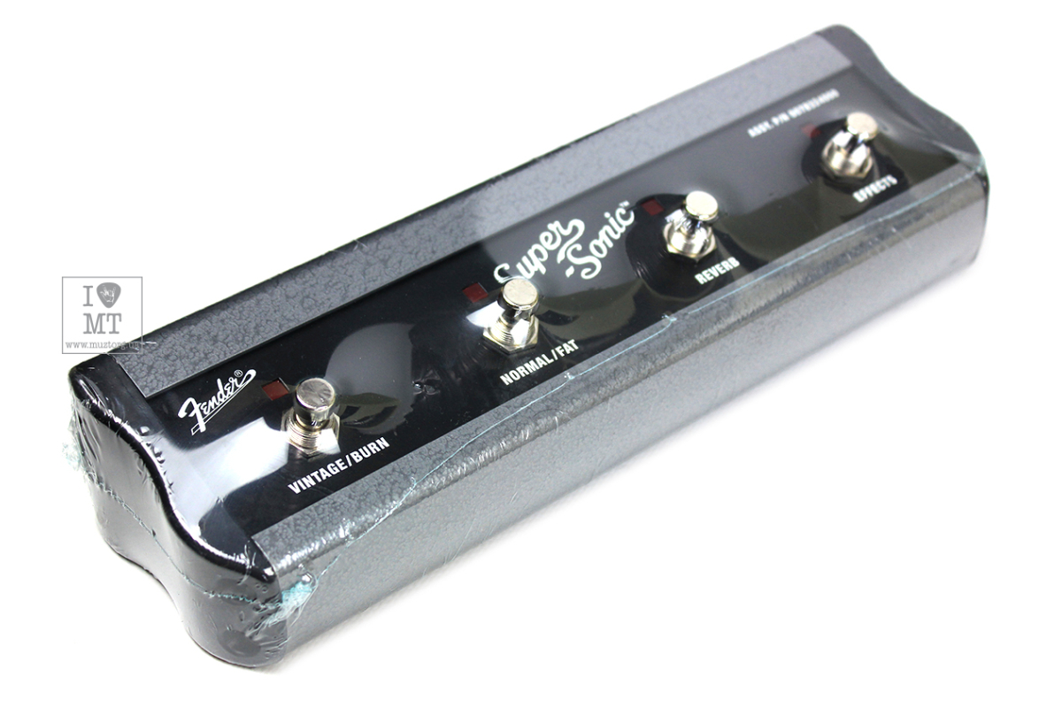 Гітарний комбопідсилювач FENDER SUPER-SONIC 22 BLONDE