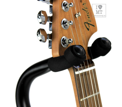 Купить FENDER DELUXE HANGING GUITAR STAND BLACK/RED Стойка гитарная онлайн