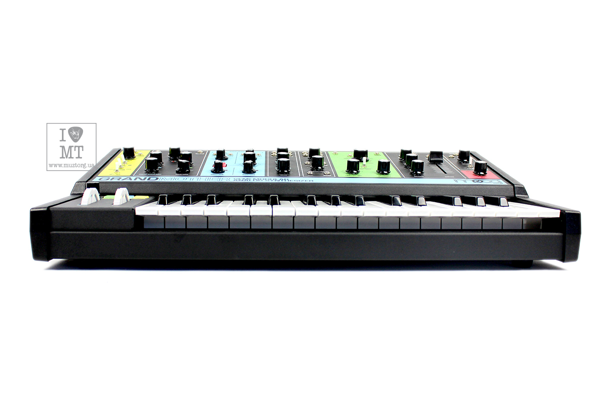 MOOG GRANDMOTHER Синтезатор аналоговий