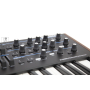 NOVATION Summit Синтезатор аналоговый