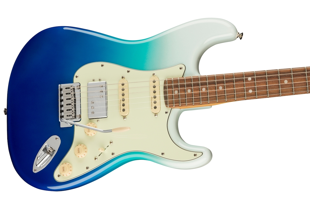 FENDER PLAYER PLUS STRATOCASTER HSS PF BLB Електрогітара