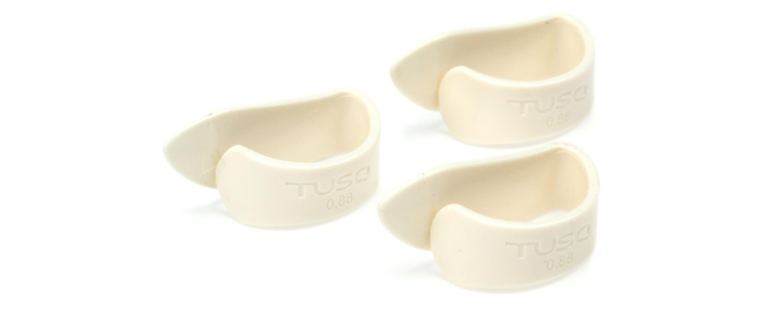 Набор медиаторов GRAPH TECH PQP-0288-W3 TUSQ Thumb Pick .88 Bright 3 Pack