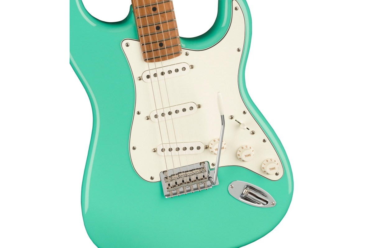 FENDER PLAYER STRAT LTD ROASTED MAPLE MN SEAFOAM GREEN Электрогитара