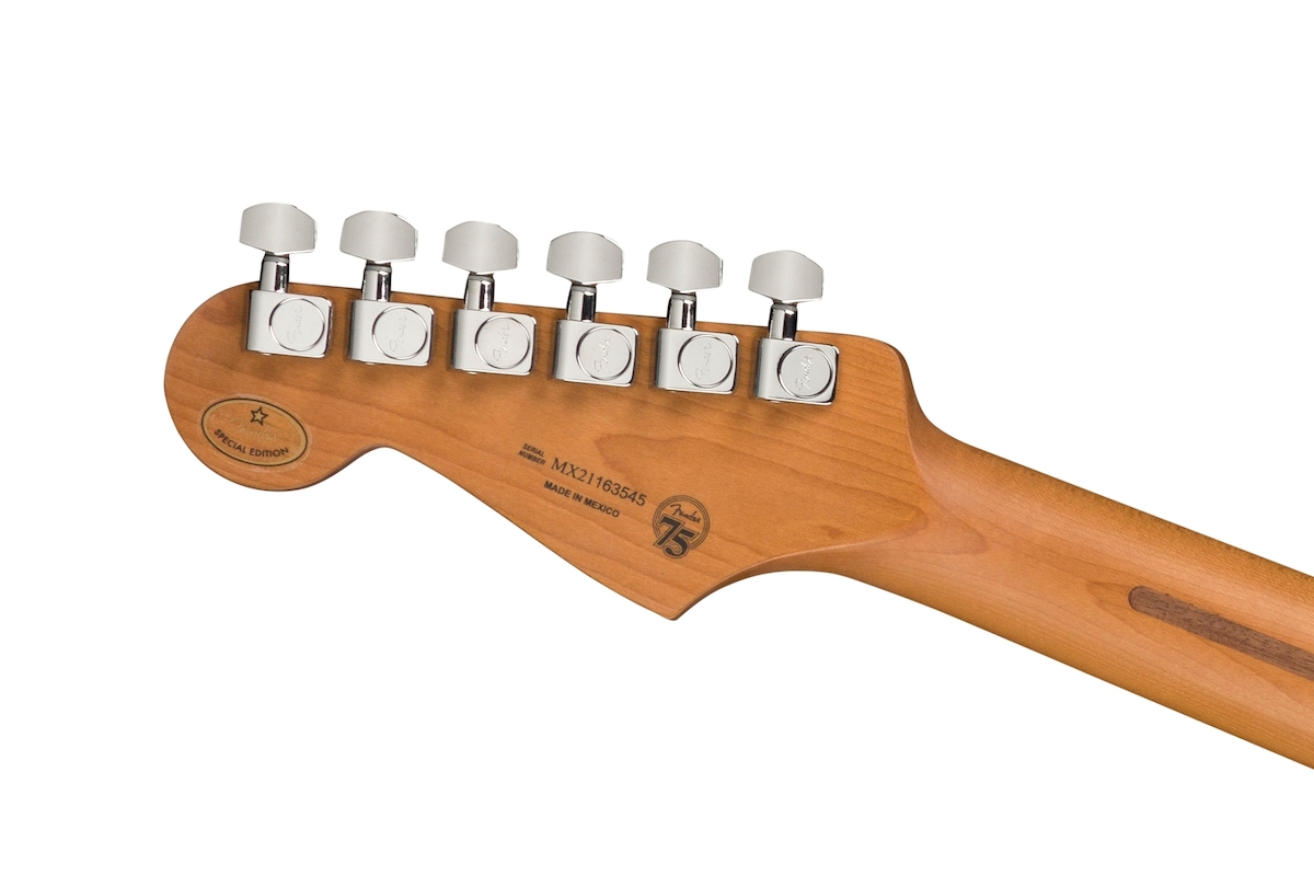 FENDER PLAYER STRAT LTD ROASTED MAPLE MN SEAFOAM GREEN Электрогитара