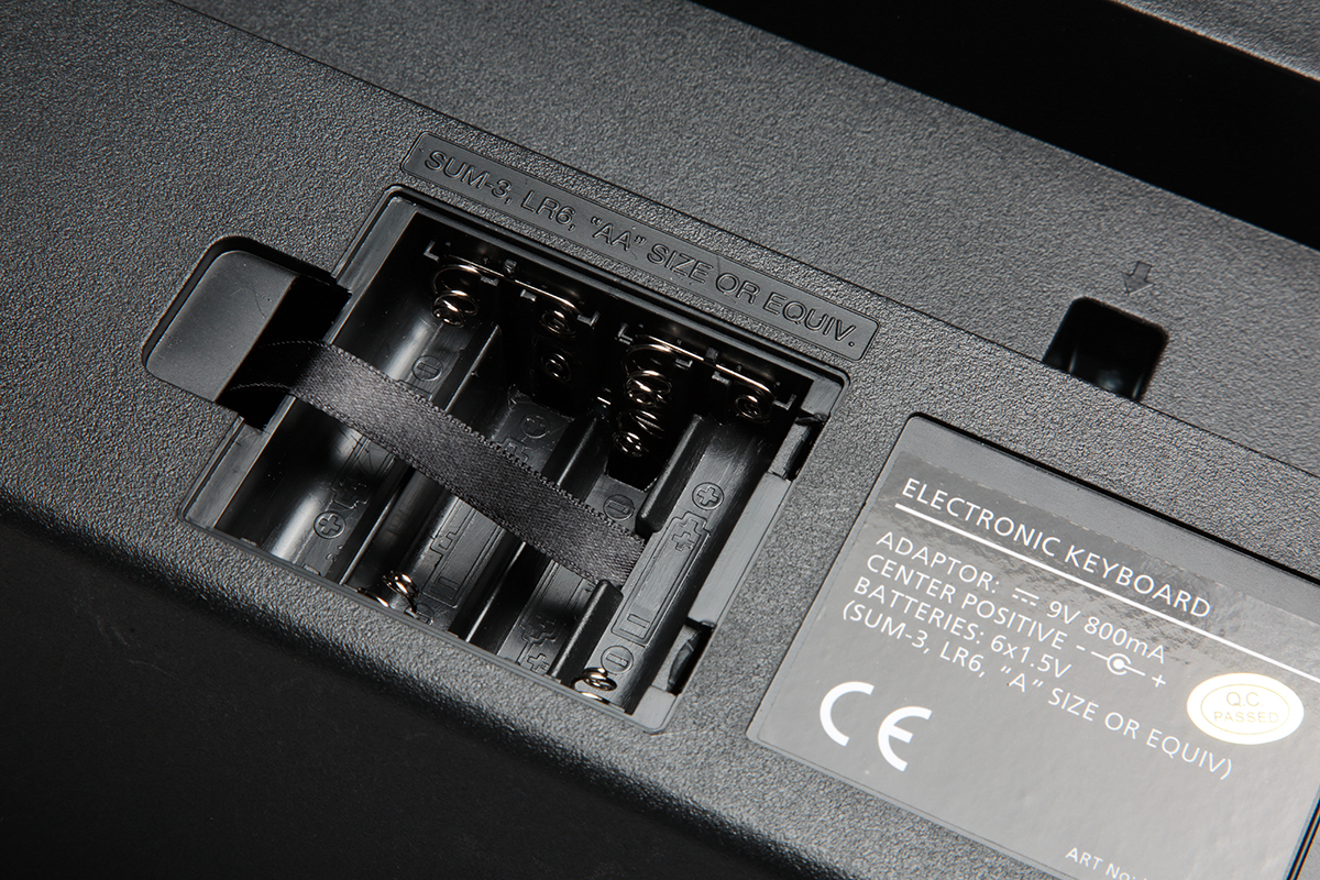 KURZWEIL KP70 Синтезатор