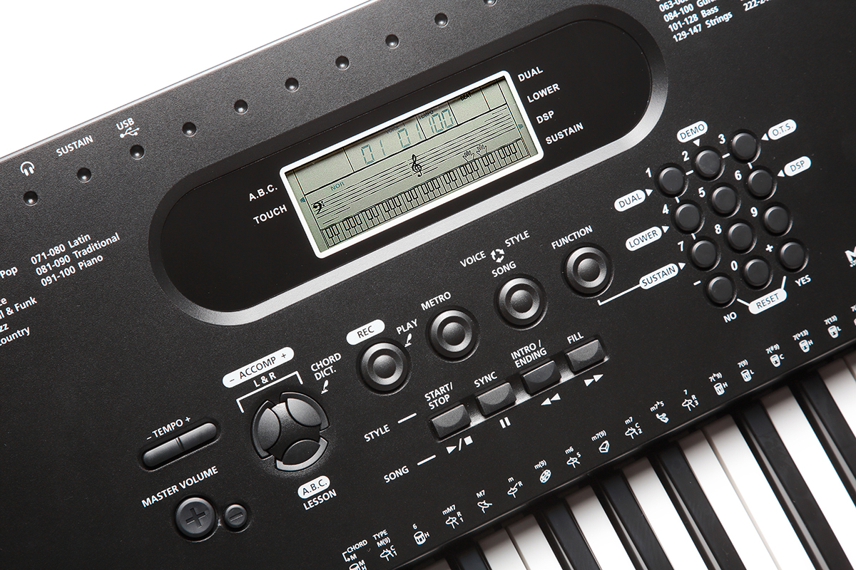 KURZWEIL KP70 Синтезатор