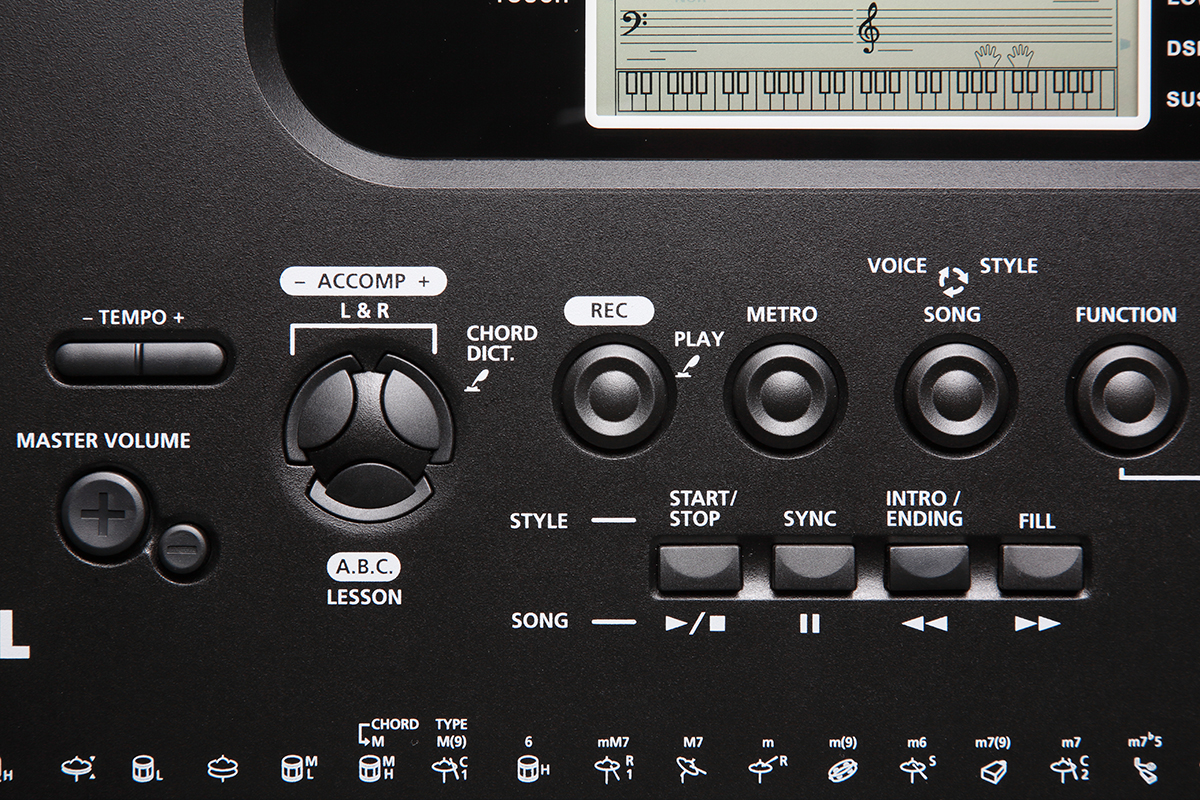 KURZWEIL KP70 Синтезатор