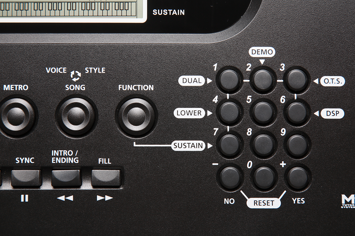 KURZWEIL KP70 Синтезатор