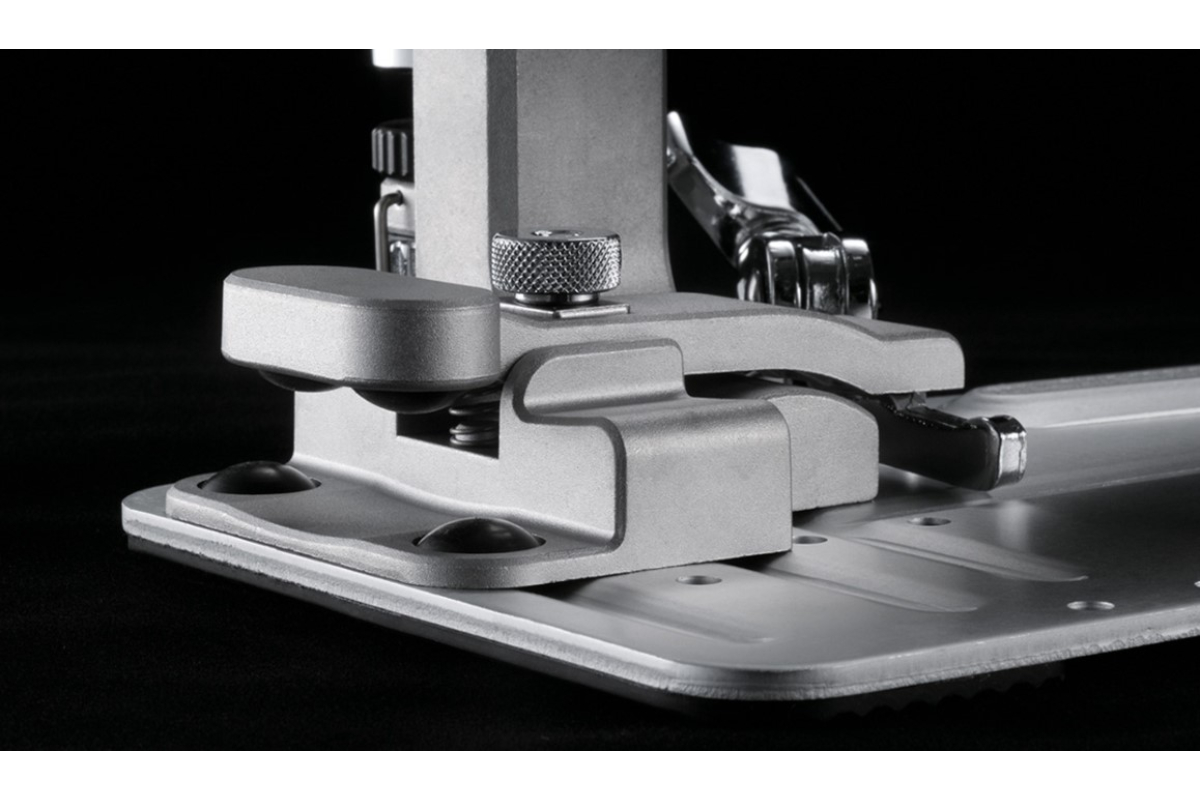 Педаль для бас-барабана Pearl P-3000D