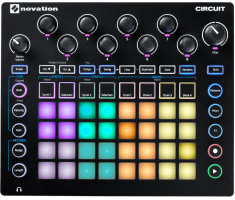 Синтезатор NOVATION CIRCUIT
