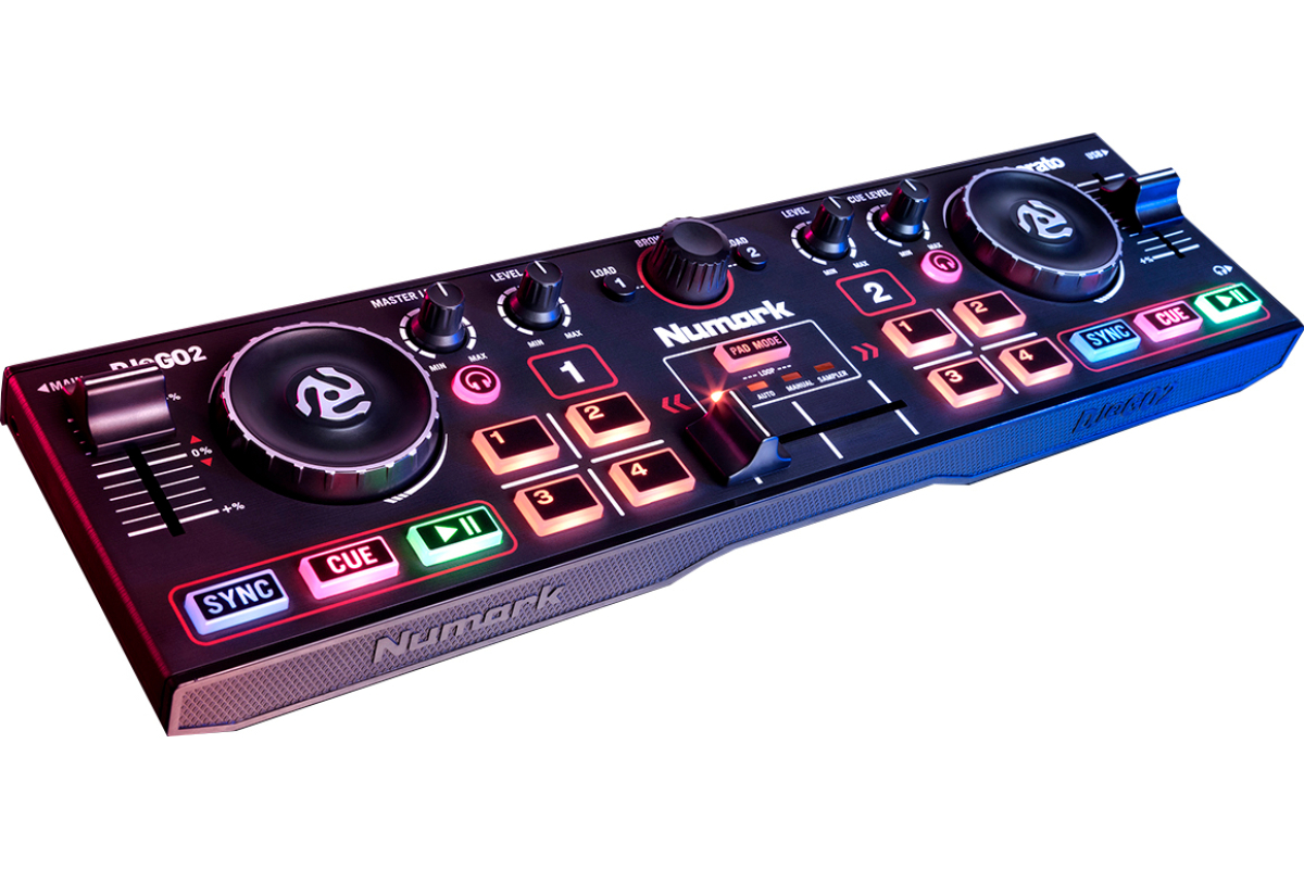 NUMARK DJ2GO2 DJ контролер