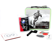 FENDER LUNCHBOX w/ACCESSORIES Набор аксессуаров для электрогитары
