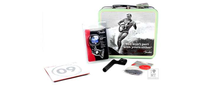 FENDER LUNCHBOX w/ACCESSORIES Набор аксессуаров для электрогитары