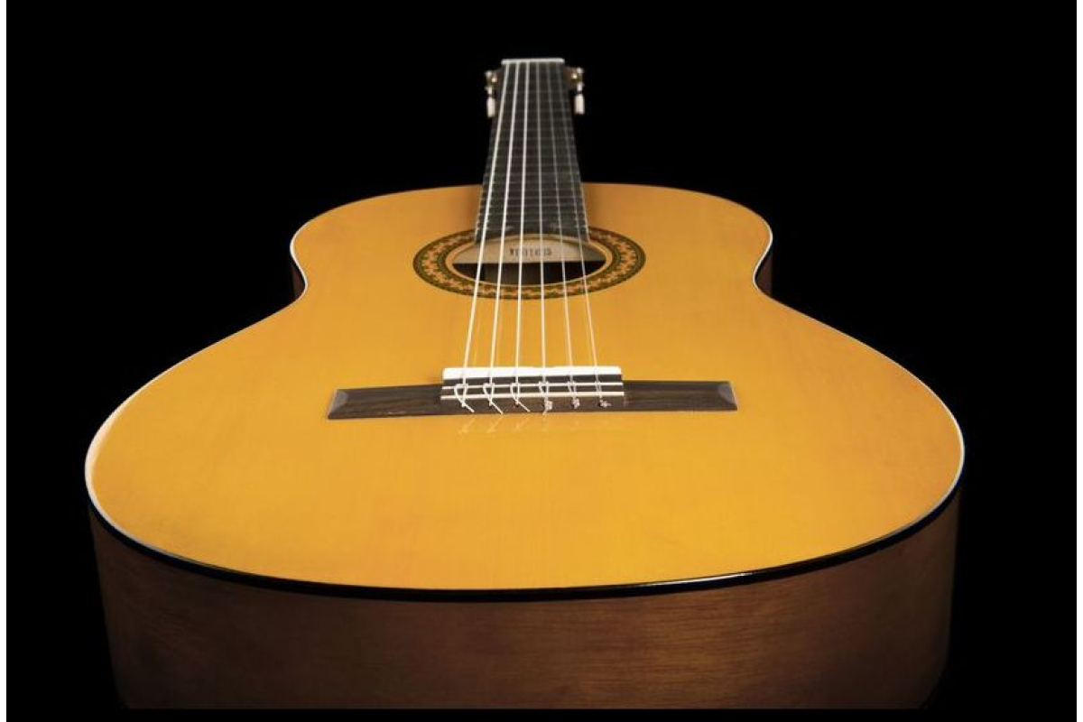 Гітара класична YAMAHA C-40