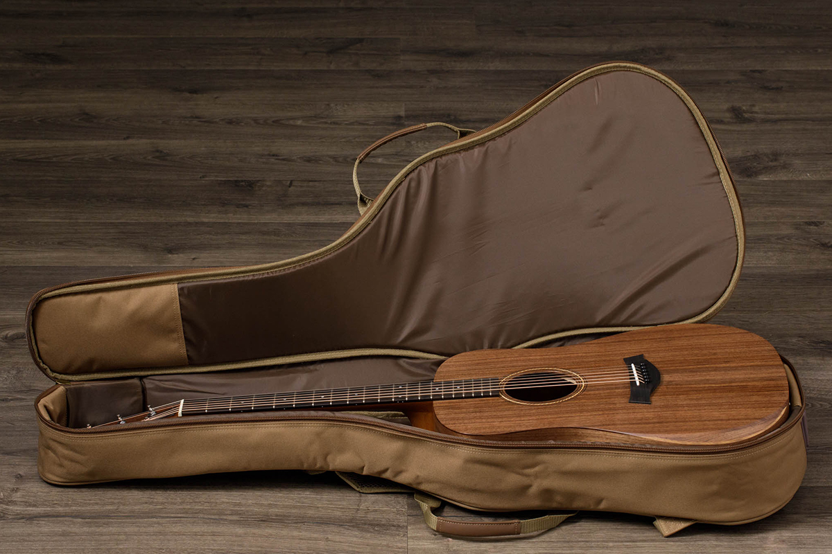 TAYLOR GUITARS ACADEMY 20E Гітара електроакустична