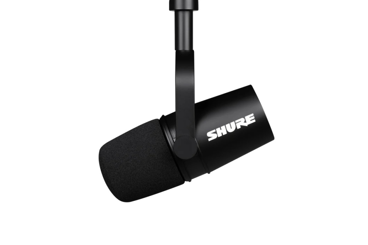 SHURE MV7X Микрофон