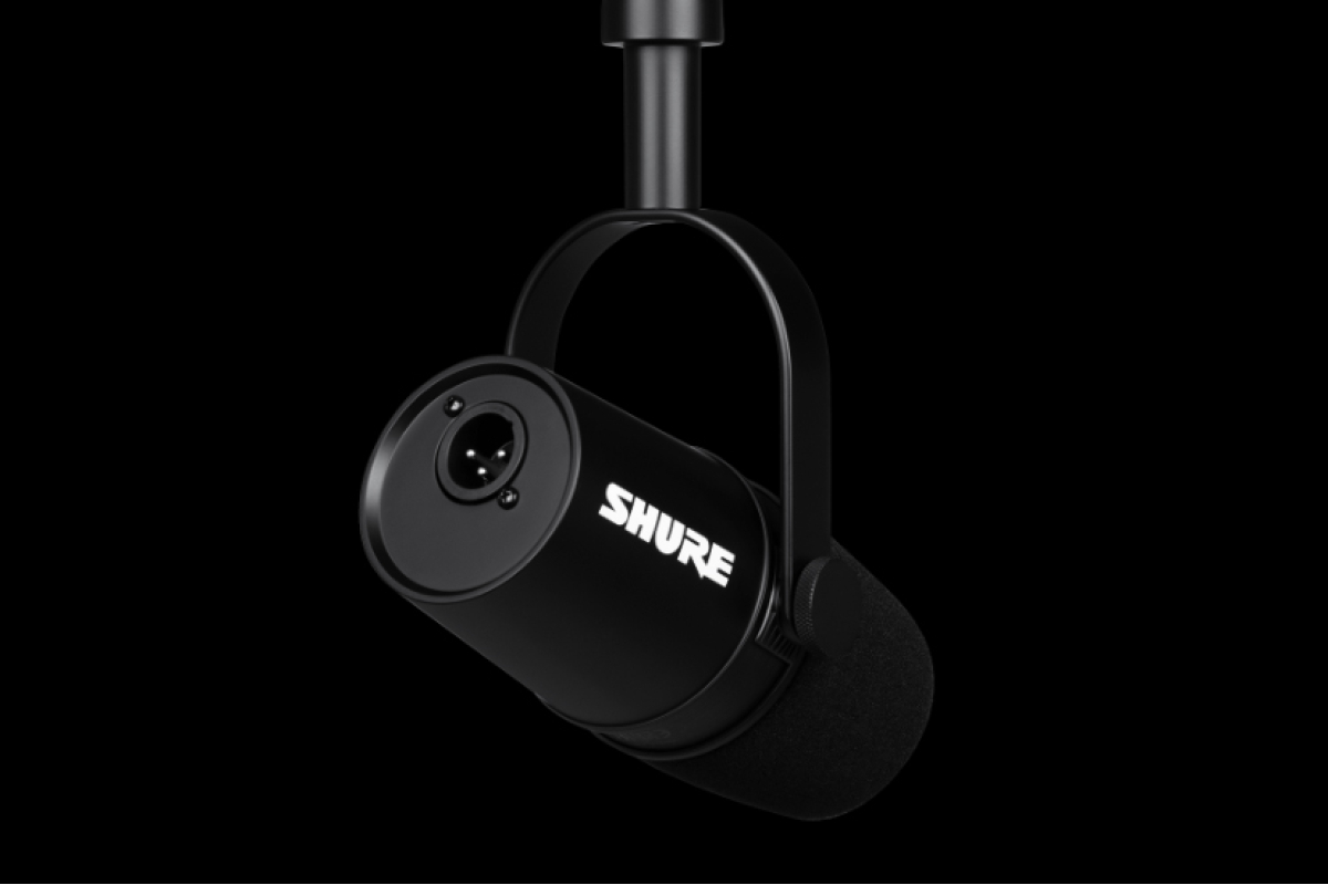 SHURE MV7X Микрофон