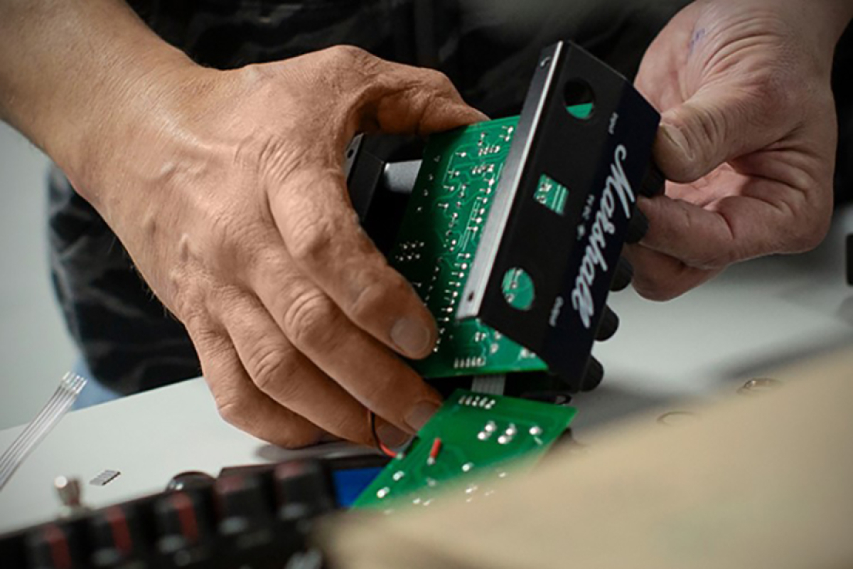 Педаль эффектов MARSHALL SHREDMASTER RI