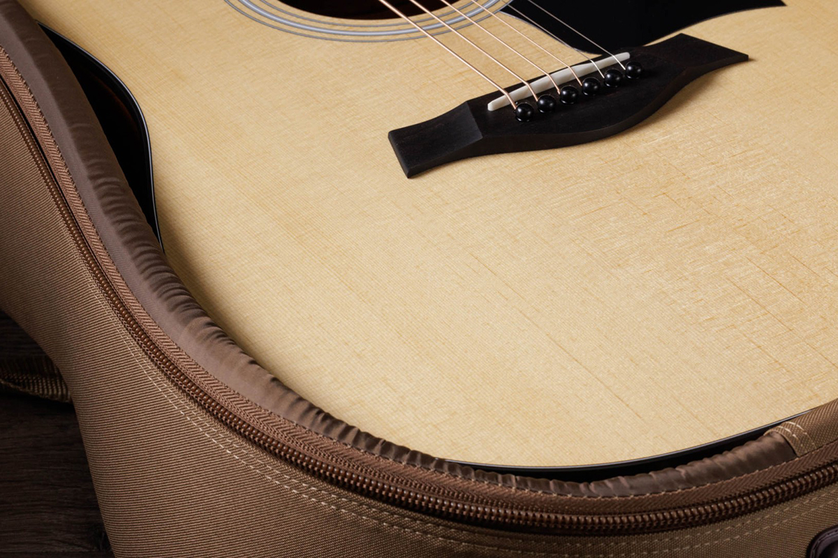 Гітара електроакустична TAYLOR GUITARS 110CE-S