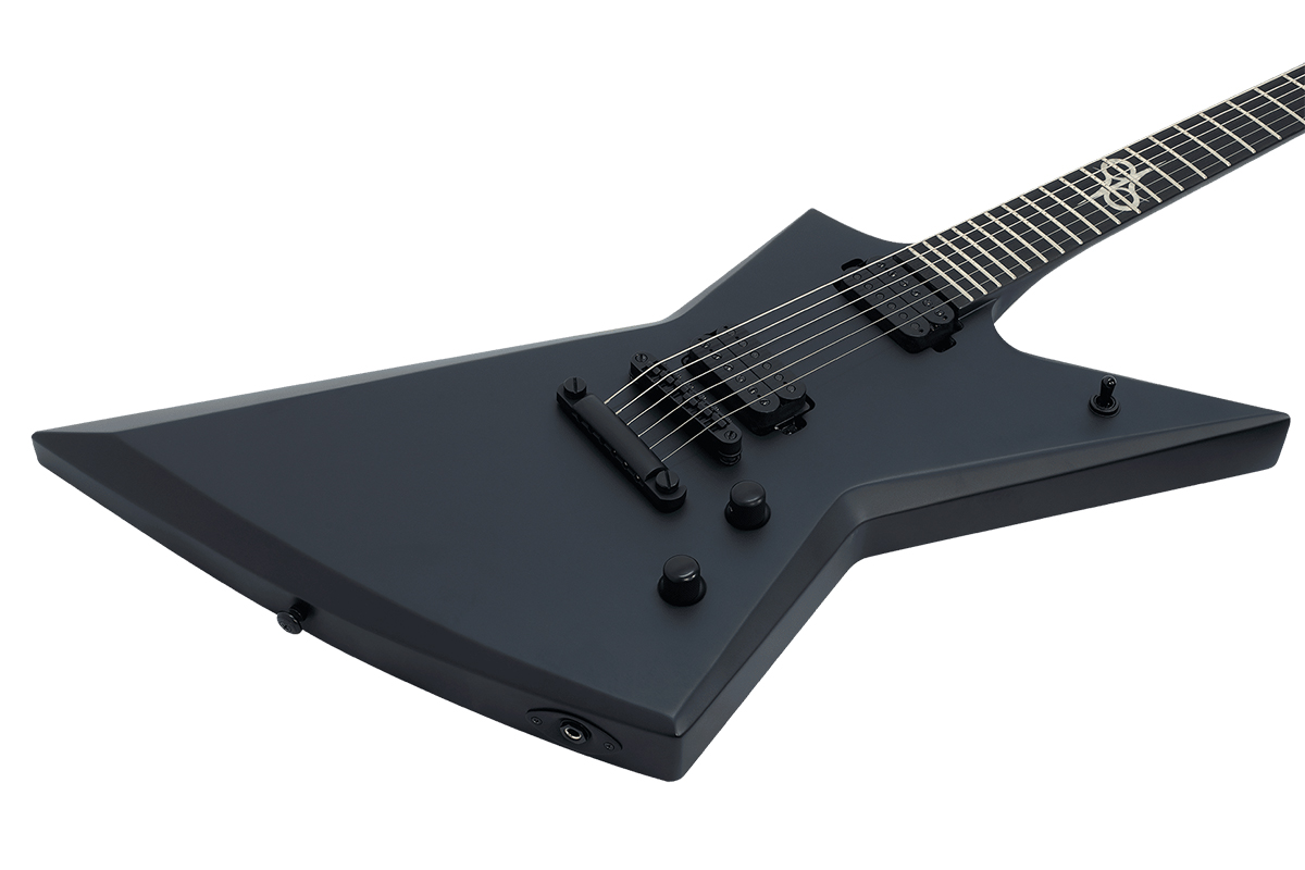 Електрогітара Solar Guitars E2.6C CARBON BLACK MATTE