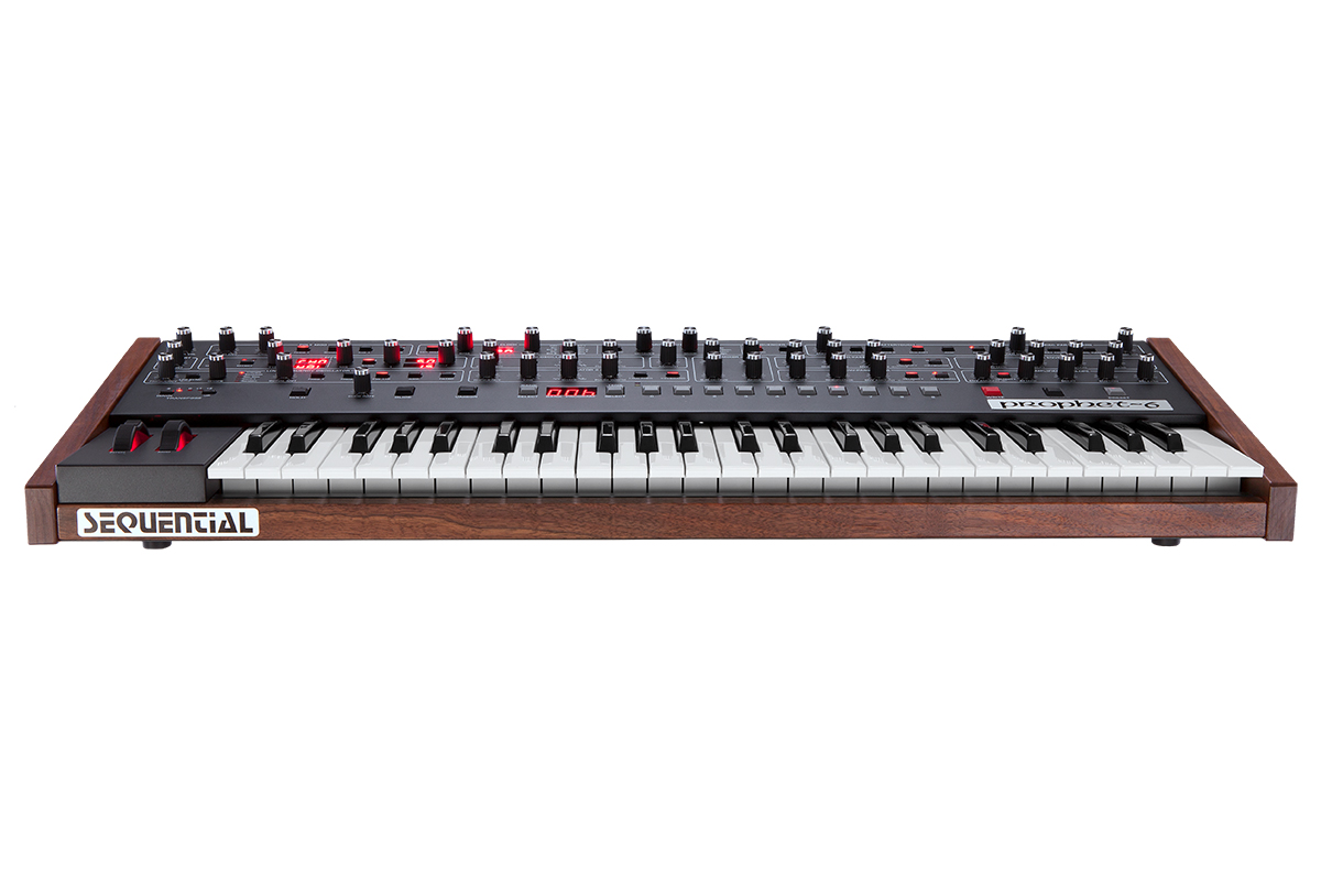 Синтезатор аналоговый Sequential Prophet 6