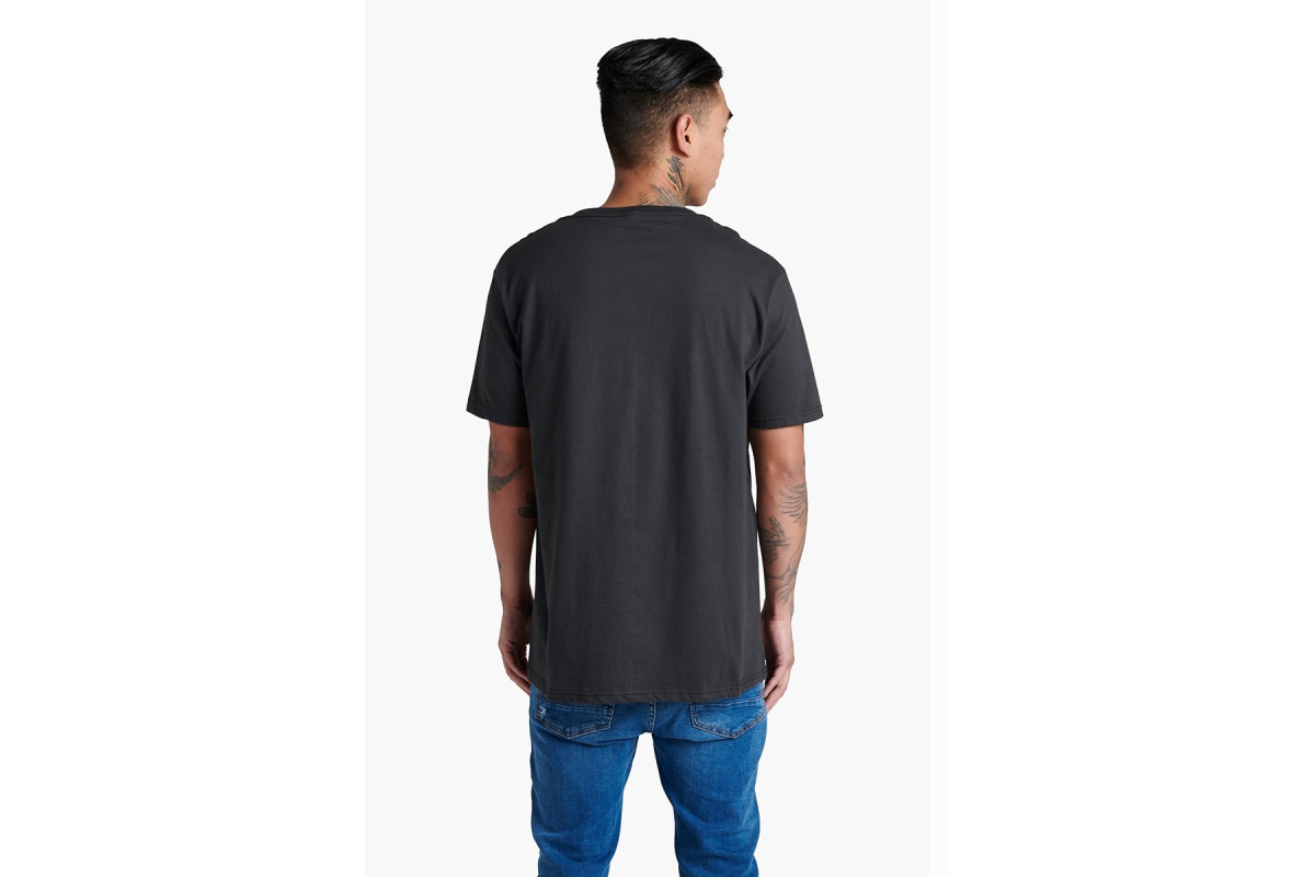 Футболка FENDER T-SHIRT 1946 GUITARS AND AMPLIFIERS BLACK XL