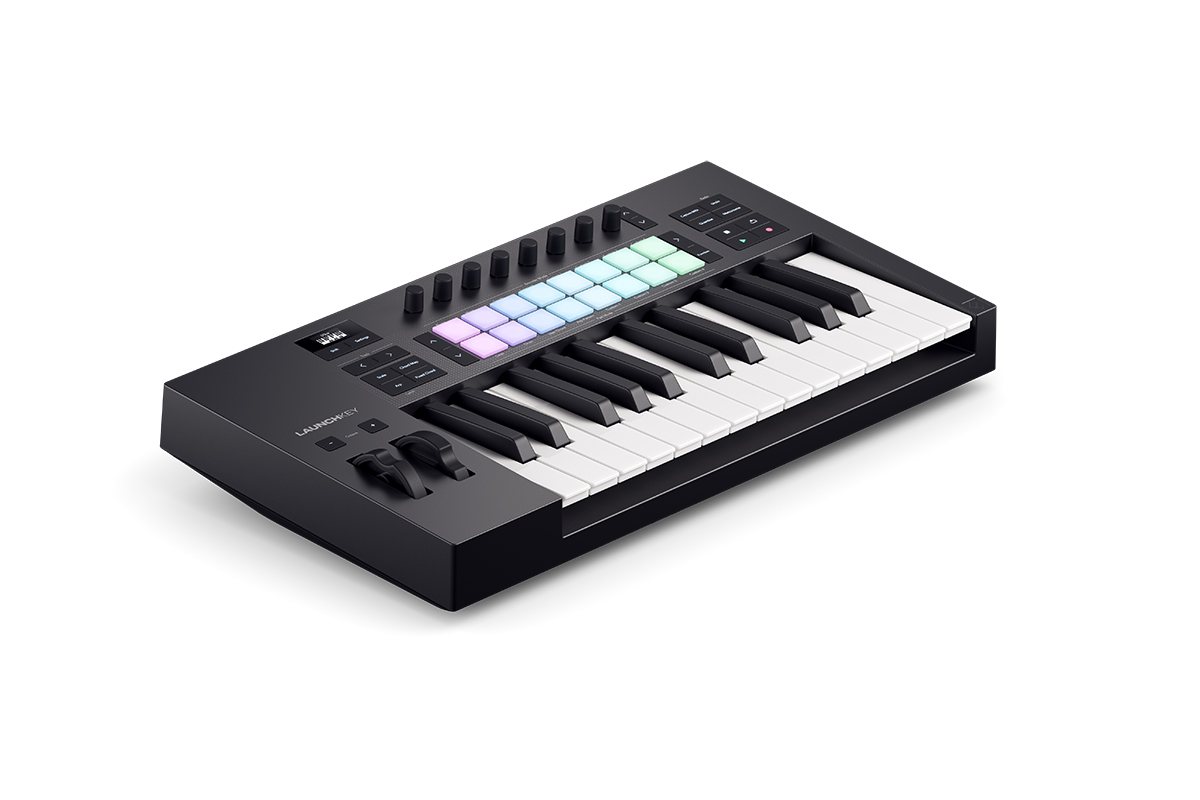 MIDI клавиатура NOVATION Launchkey 25 MK4