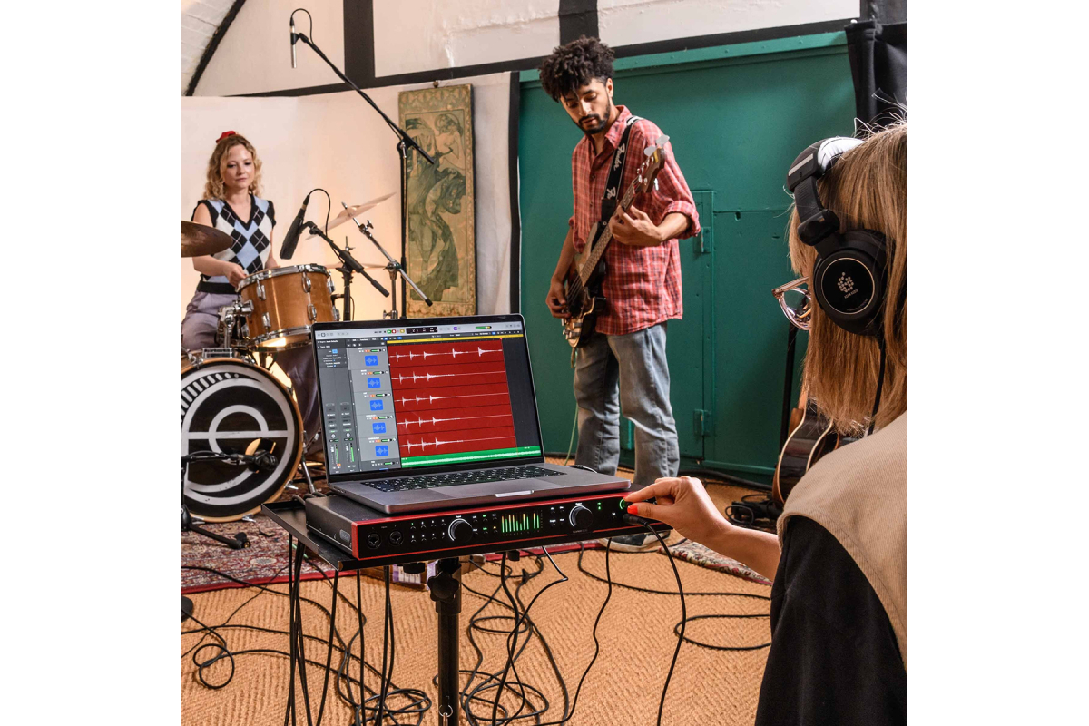Аудиоинтерфейс FOCUSRITE Scarlett 18i20 4th Gen