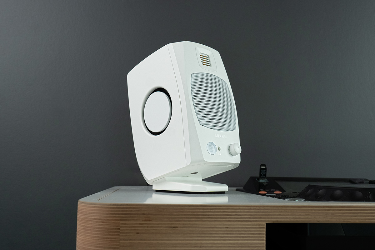 Студийный монитор ADAM AUDIO D3V White