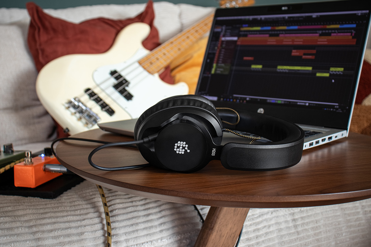 Наушники ADAM AUDIO H200