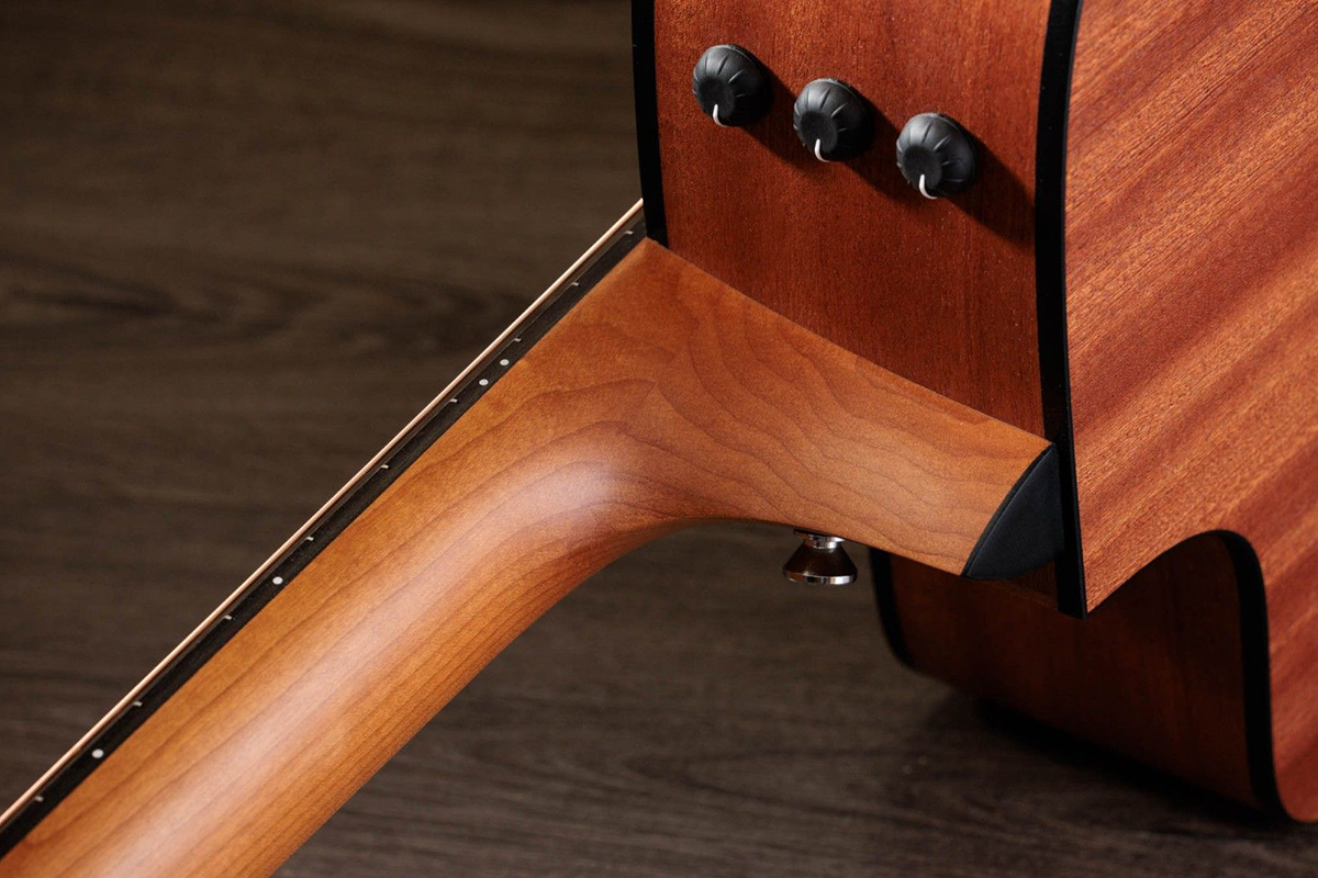 Гітара електроакустична TAYLOR GUITARS 110CE