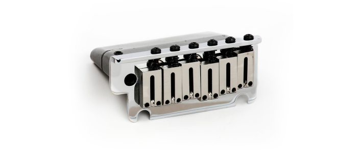 Бридж FENDER AMERICAN DELUXE STRAT BRIDGE ASSEMBLY CHROME