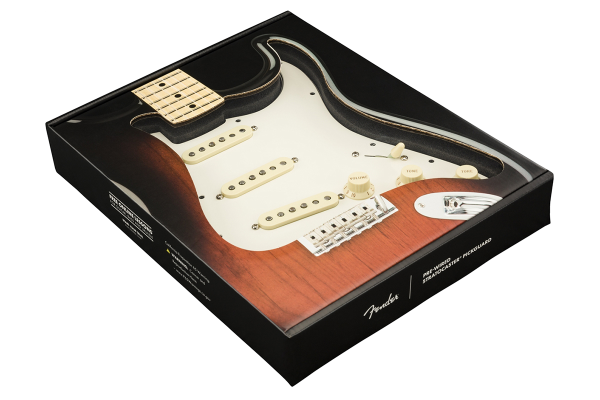 Пикгард со звукоснимателями FENDER PRE-WIRED STRAT PICKGUARD ORIGINAL '57/'62 SSS PARCHENT