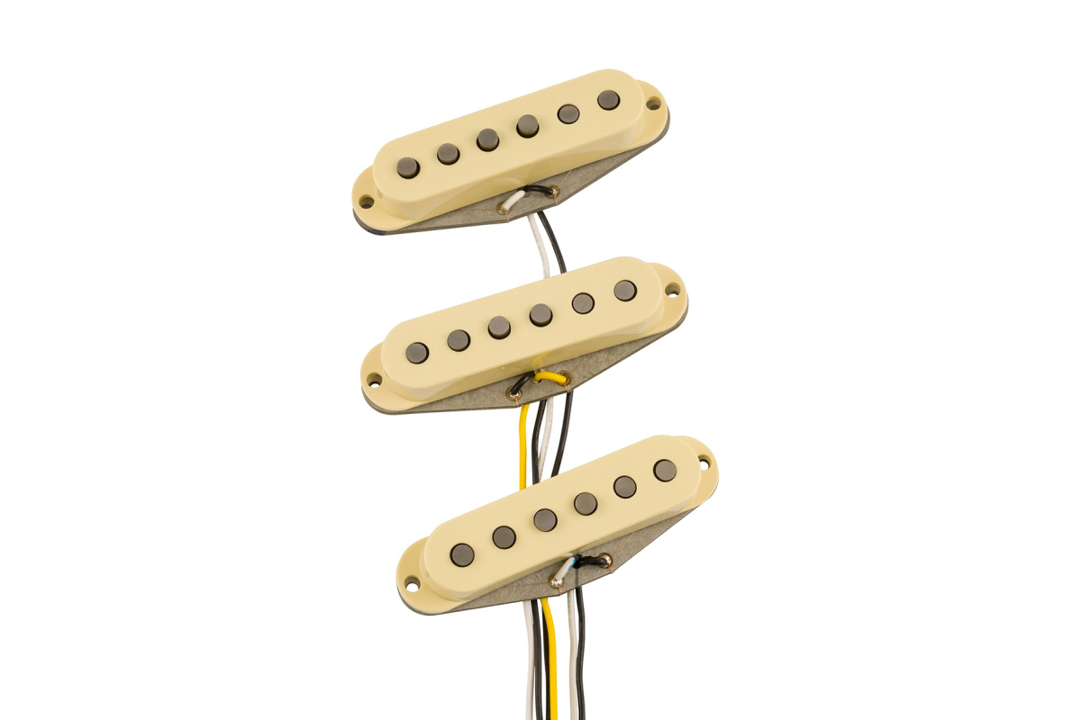 Набор звукоснимателей FENDER PURE VINTAGE '73 STRATOCASTER PICKUP SET AGED WHITE