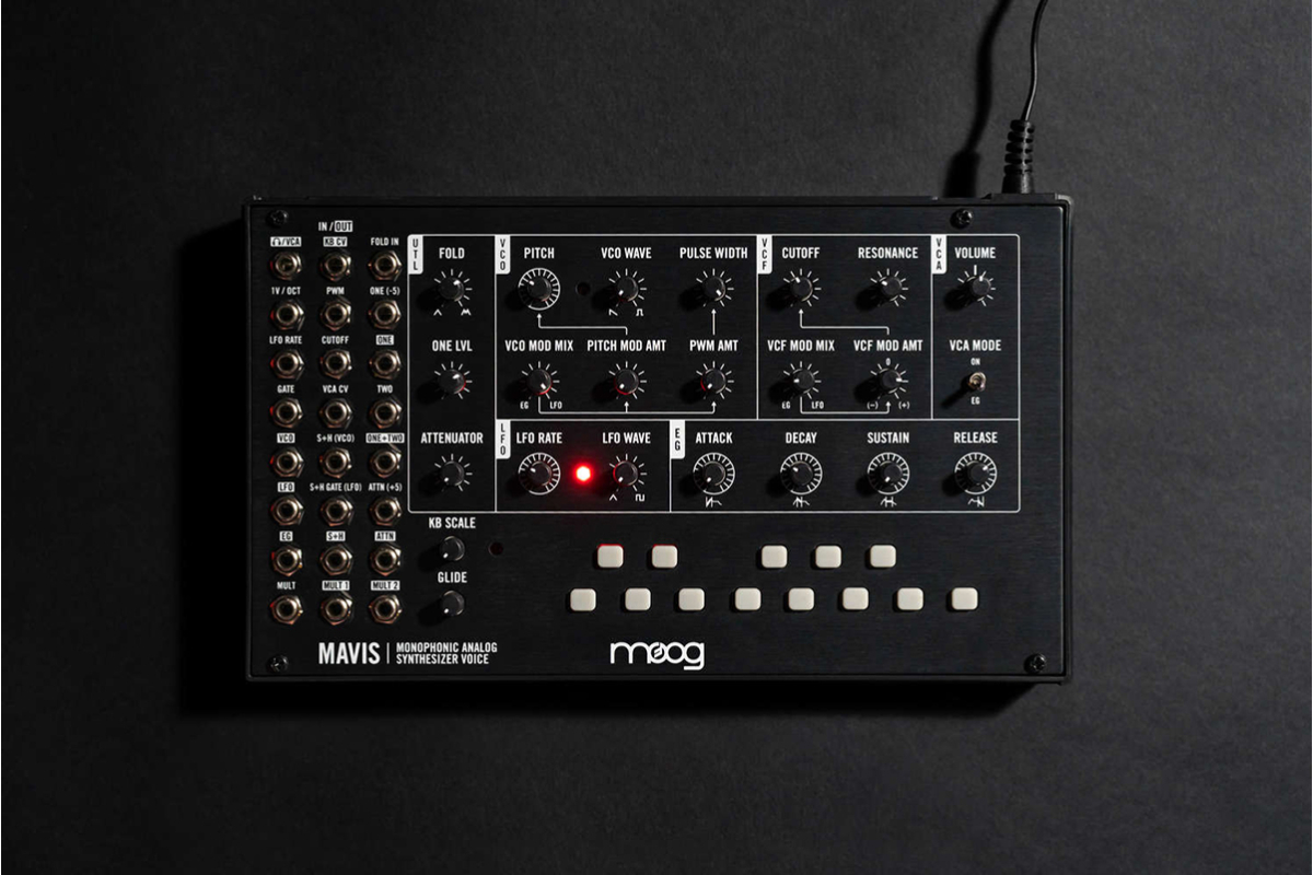 Синтезатор MOOG Mavis
