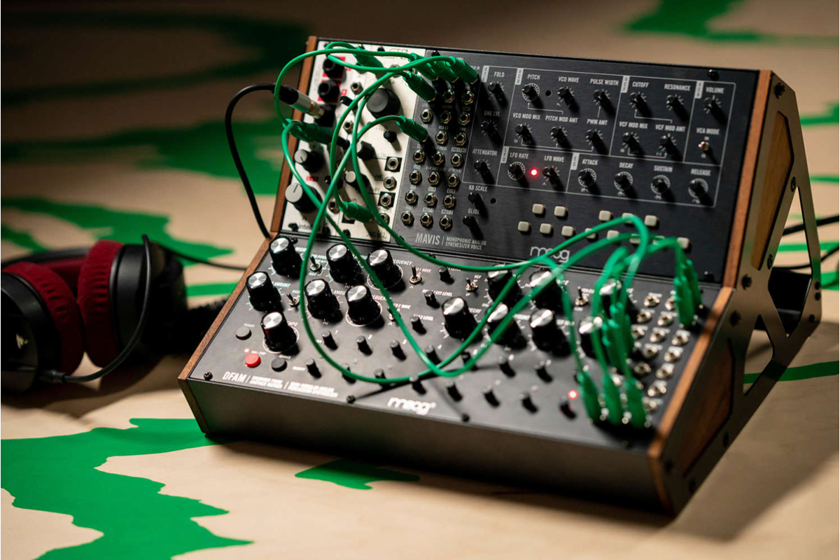 Синтезатор MOOG Mavis