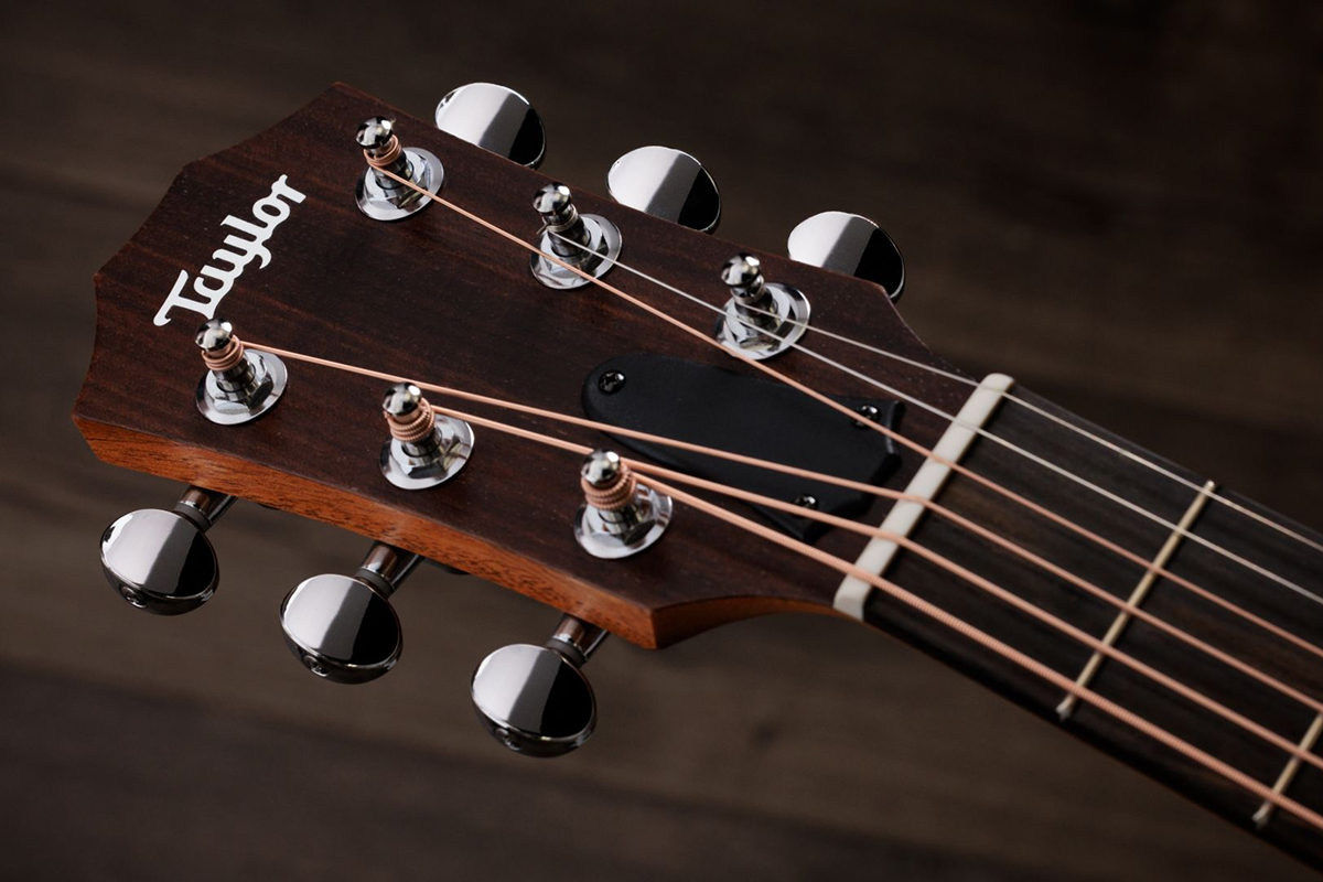 Гітара електроакустична TAYLOR GUITARS GS Mini-e Trans White Special Edition