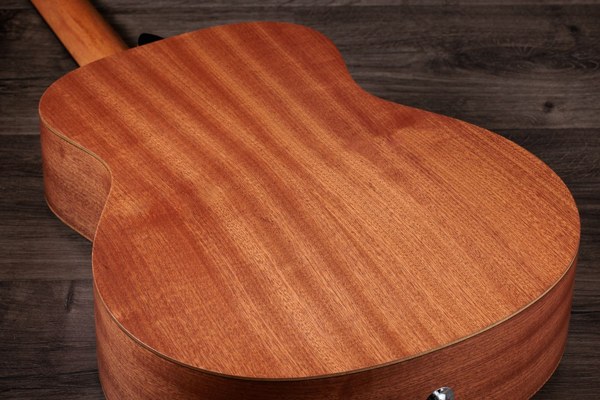 Гітара електроакустична TAYLOR GUITARS GS Mini-e Trans White Special Edition