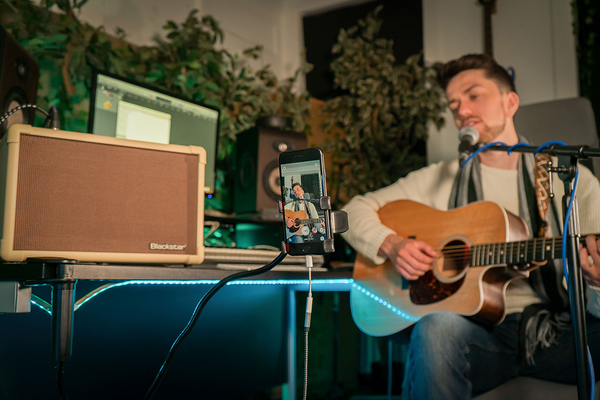 Гитарный комбоусилитель BLACKSTAR ACOUSTIC:CORE 30
