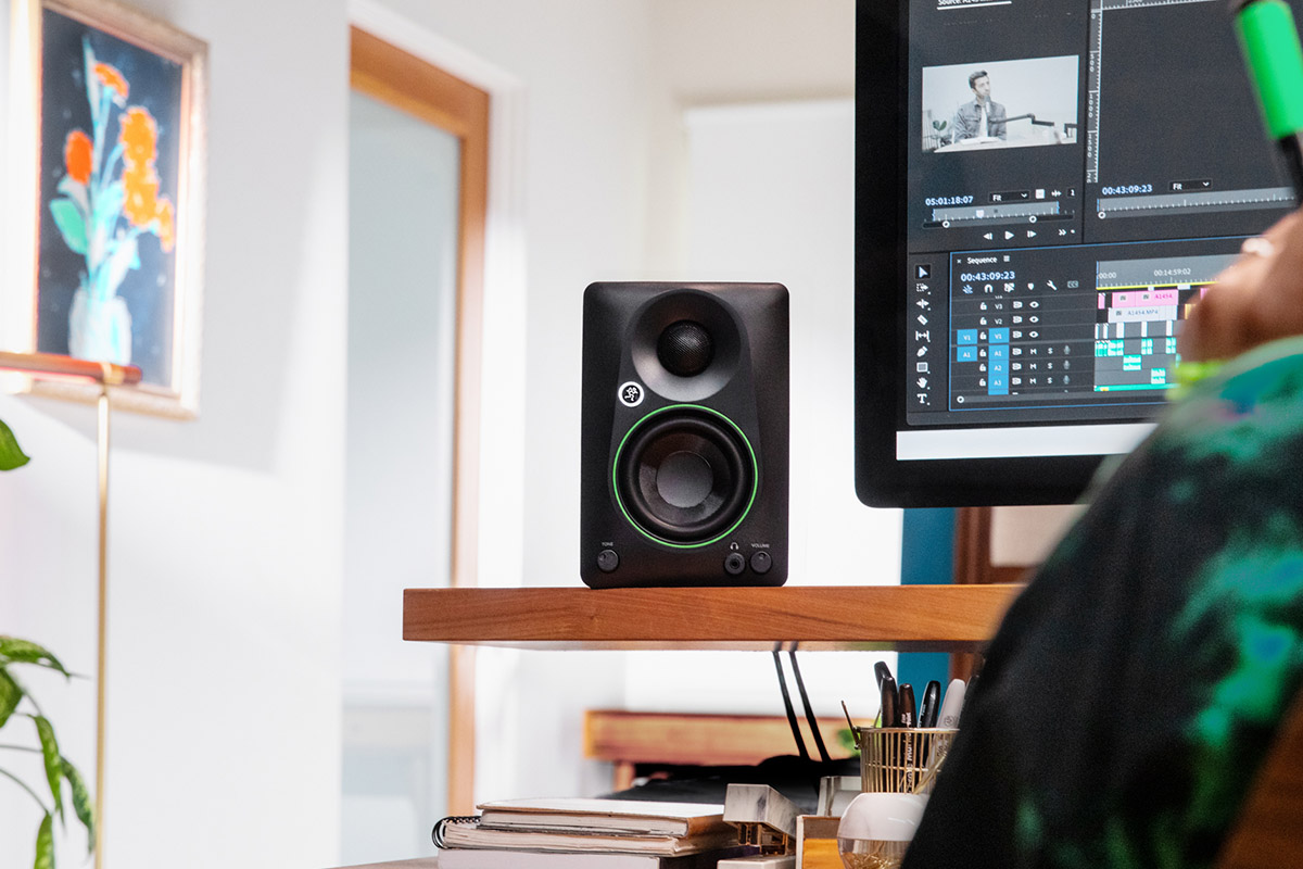 Студійний монітор MACKIE CR3.5BT GEN 3